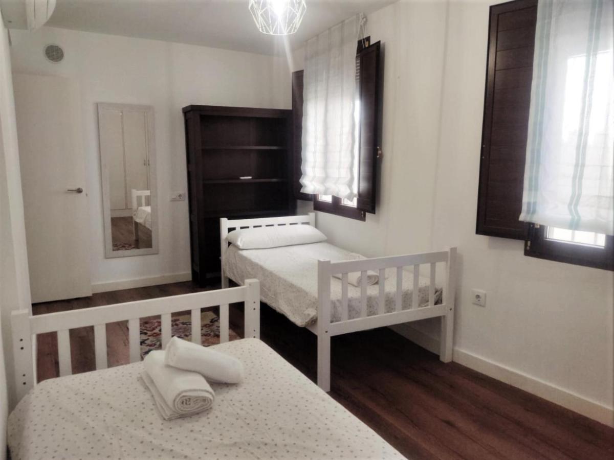 Home Sweet Home Junto A Mezquita / Wifi / Parking กอร์โดบา ภายนอก รูปภาพ